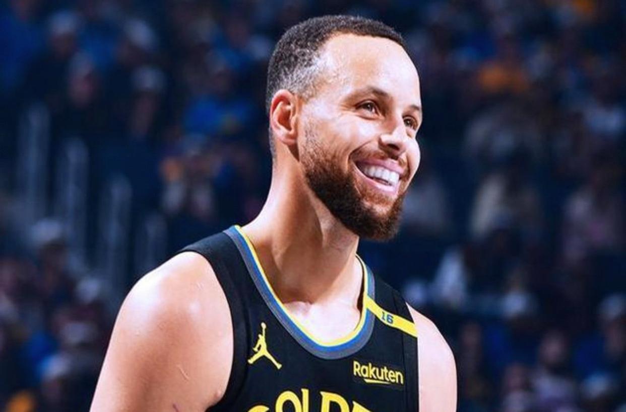 APP下载库里约内斯库三分大赛