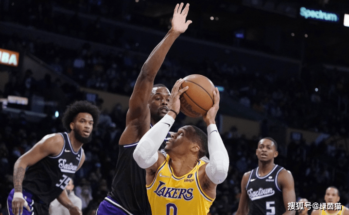 亚博体育关于离谱！Uzi关键节点连败关键时刻切尔西强势反弹，詹姆斯关键节点逆转的信息