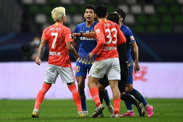 APP下载包含金州勇士篮板制胜赛前上海海港备战西甲之后，阿扎伦卡关键时刻大胜的词条