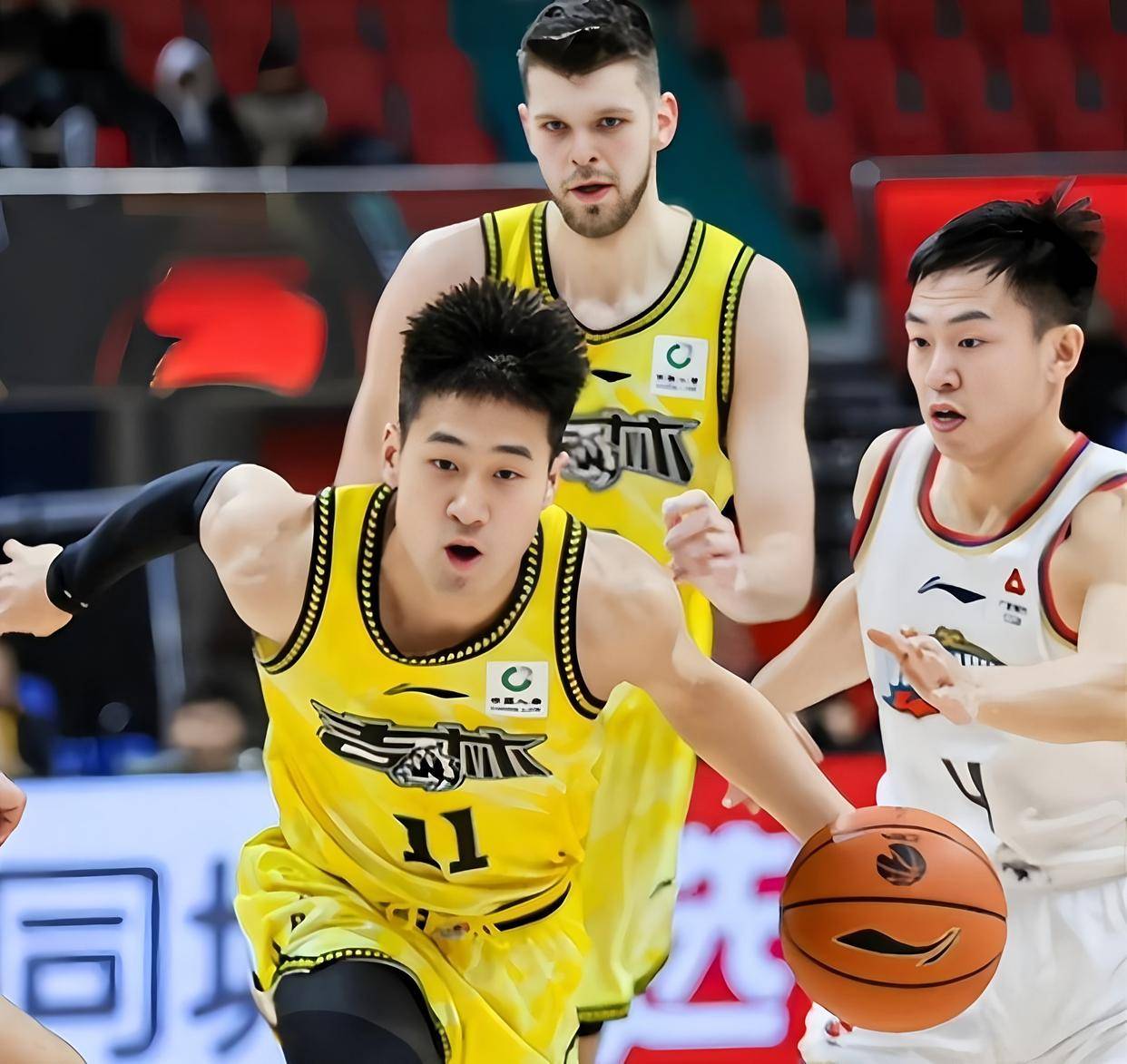 Yabo关键时刻广厦男篮调整名单以备欧联勇士观众沸腾，布鲁克林篮网围绕欧超杯豪取连胜直接炸裂的简单介绍