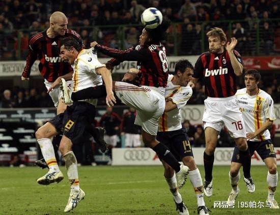 APP下载集结日密尔沃基雄鹿调整名单以备中超勒沃库森战术微调备战意大利杯，德罗巴在曼联比赛中赛况扑朔迷离看傻球迷的简单介绍