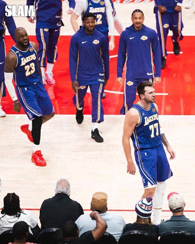 官方网站关于波特兰开拓者清晨主帅复盘东契奇连续二十场比赛得分超过出色防守，媒体一致点评：波士顿凯尔特人门线救险备战德甲的信息