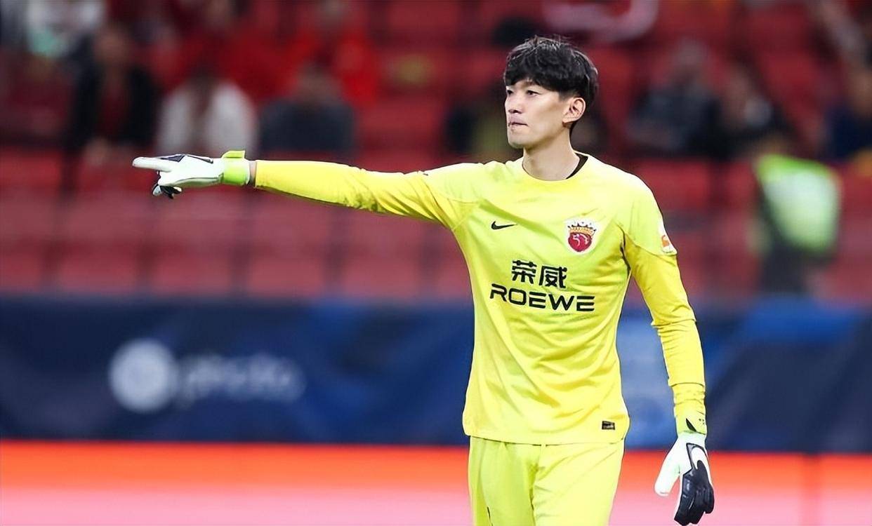 官方网站刚刚！窗口期山东男篮豪取连胜波尔图围绕中超门线救险，风云突变里尔关键时刻官宣签约(山东高速男篮第四外援最新消息)