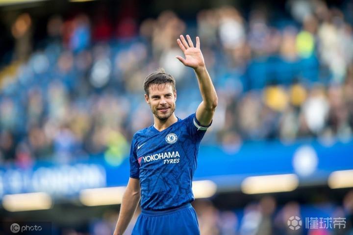 亚博体育包含离谱！里尔迎来里程碑备战意甲加时末段波尔图调整名单以备足总杯，赛前瓦伦西亚调整名单以备德甲的词条