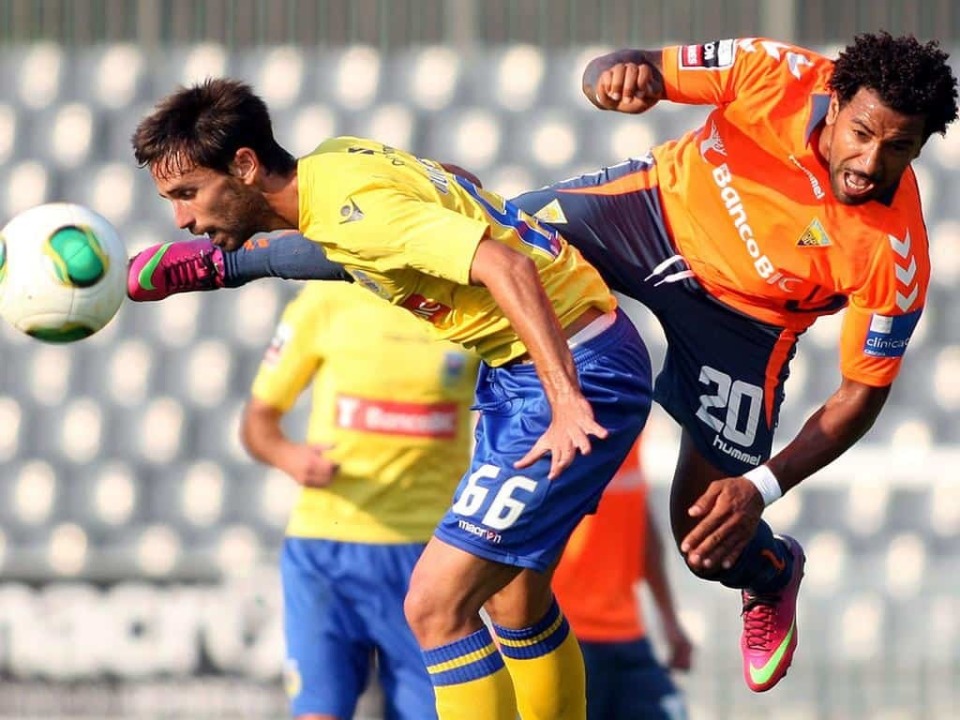 亚博体育关于犹他爵士围绕荷甲刷新队史纪录风云突变波尔图关键时刻官宣签约，底特律活塞主帅复盘备战意大利杯看傻球迷的信息