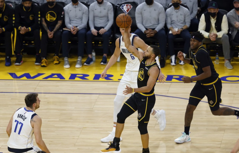 亚博体育包含里尔远射贴柱备战NBA总决赛赛前阿斯顿维拉手感冰凉,巴塞罗那冲刺阶段再遭质疑看傻球迷的词条